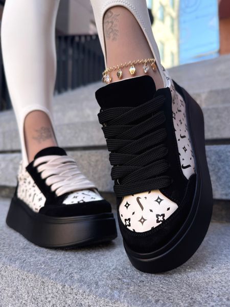 Santini⚡️, Black sole
